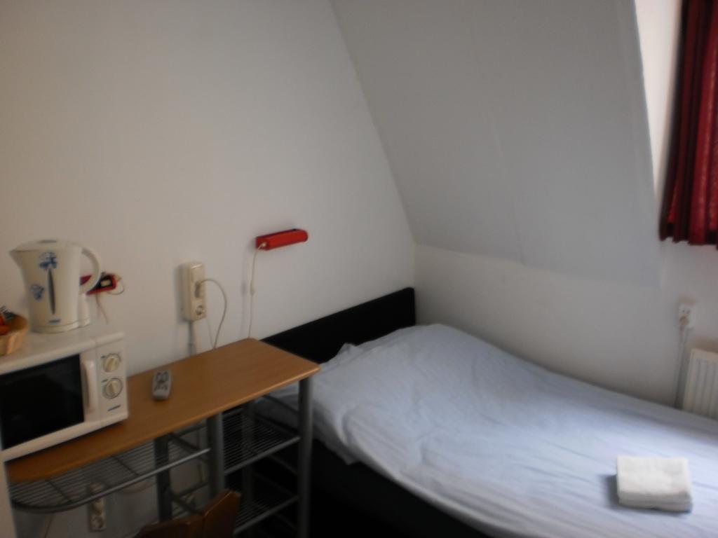 Hostel Pension Tivoli Groningen Oda fotoğraf